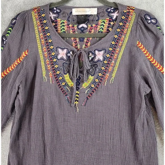 Urban Mangoz Shirt Womens Small Gray Embroidered Beaded Boho Hippie Gypsy Top - Picture 6 of 10